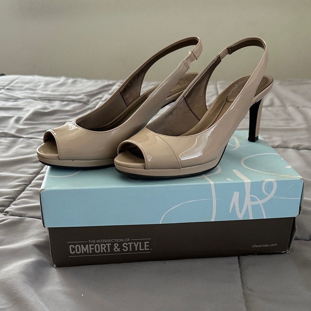 Life Stride Women's Beige Peep-Toe Slingback Heels